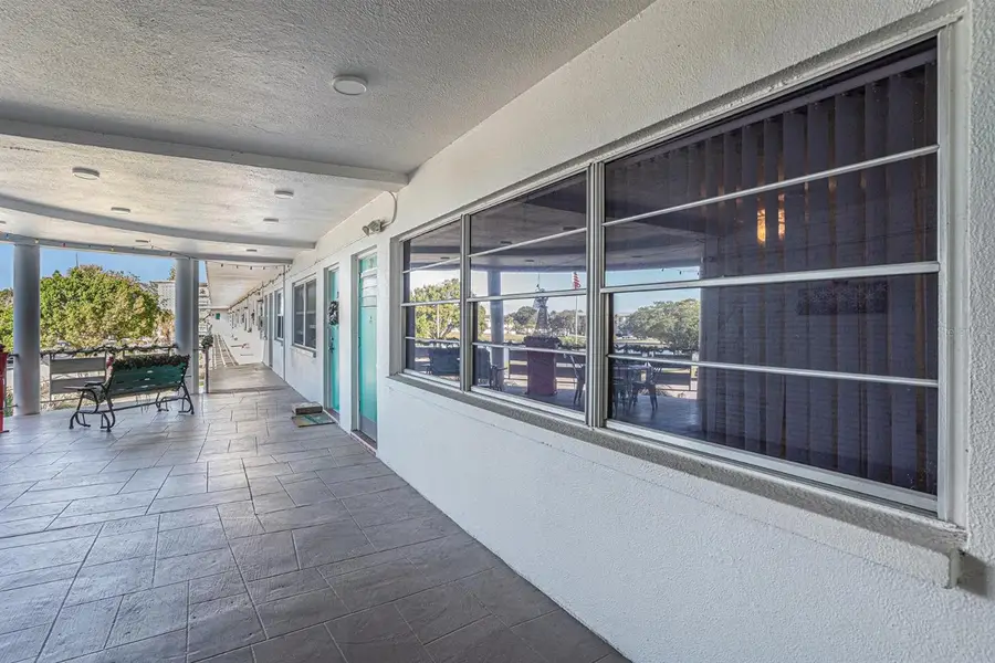 1900 59th Avenue N #210, Saint Petersburg, FL 33714 - Image #2