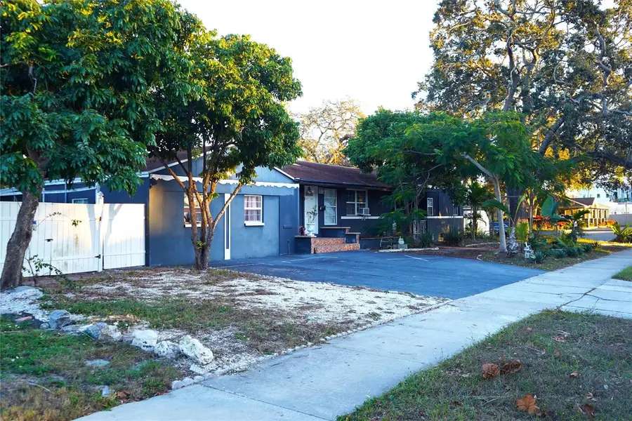 1005 16th Street N, Saint Petersburg, FL 33705 - Image #3