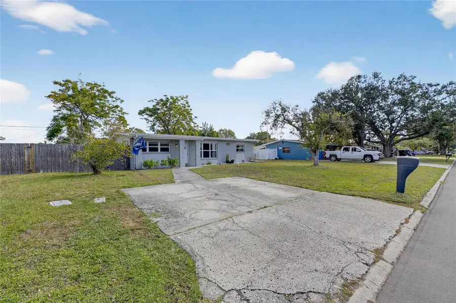 8597 Quail Road, Seminole, FL 33777 - Image #2