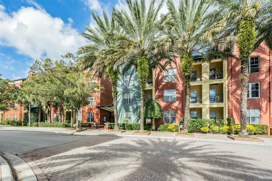 2410 W Azeele Street #220, Tampa, FL 33609 - Image #2