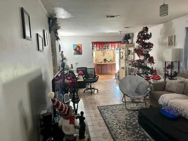 7025 Parliament Drive, Tampa, FL 33619 - Image #3