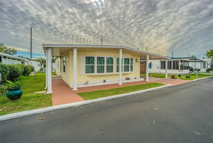 37838 Barcelona Avenue, Zephyrhills, FL 33541 - #2