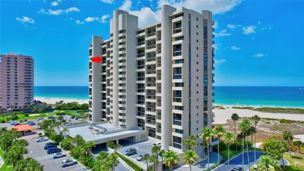 31 Island Way #1205, CLEARWATER BEACH, FL 33767