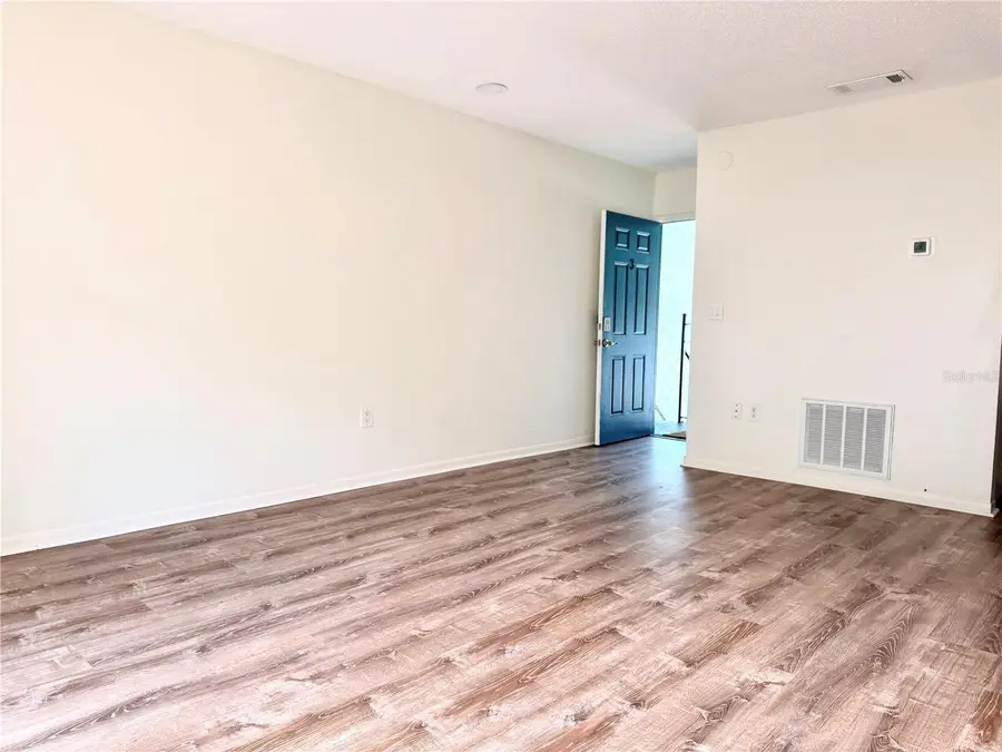 284 115th Avenue N #3, Saint Petersburg, FL 33716 - Image #2