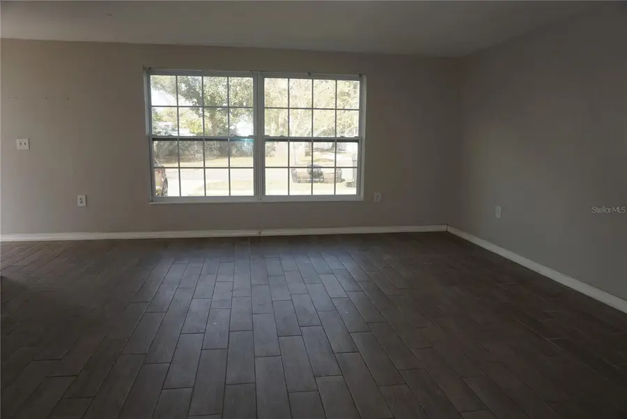 3708 53rd Avenue N, Saint Petersburg, FL 33714 - Image #2