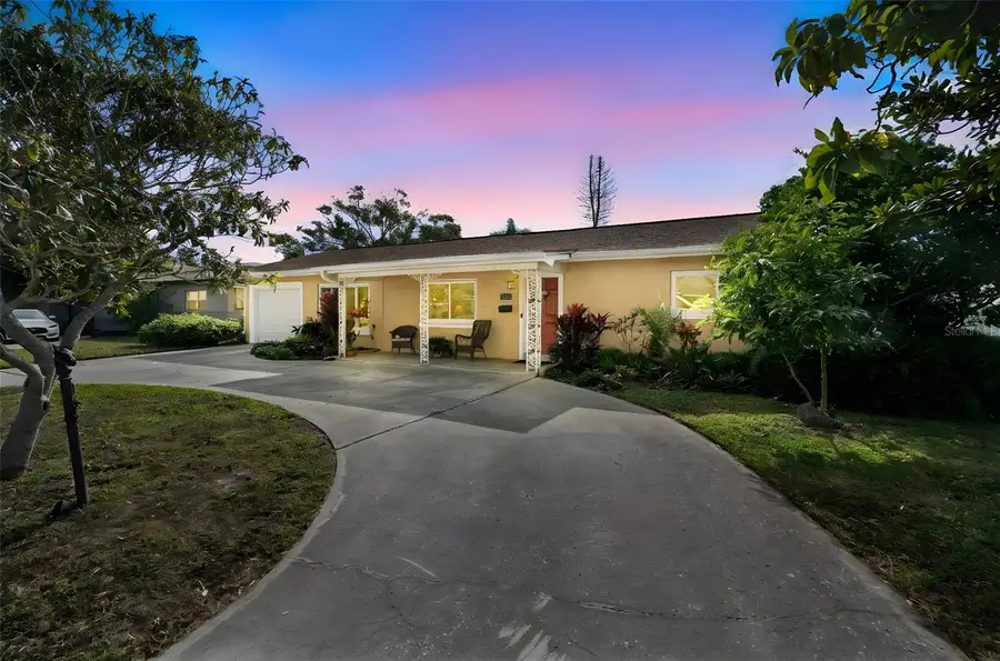 4322 22nd Avenue N, Saint Petersburg, FL 33713 - Image #2