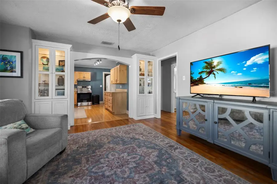 1851 N Washington Avenue, Clearwater, FL 33755 - Image #2