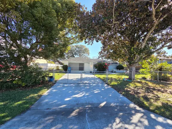 2202 Perry Avenue, SPRING HILL, FL 34609