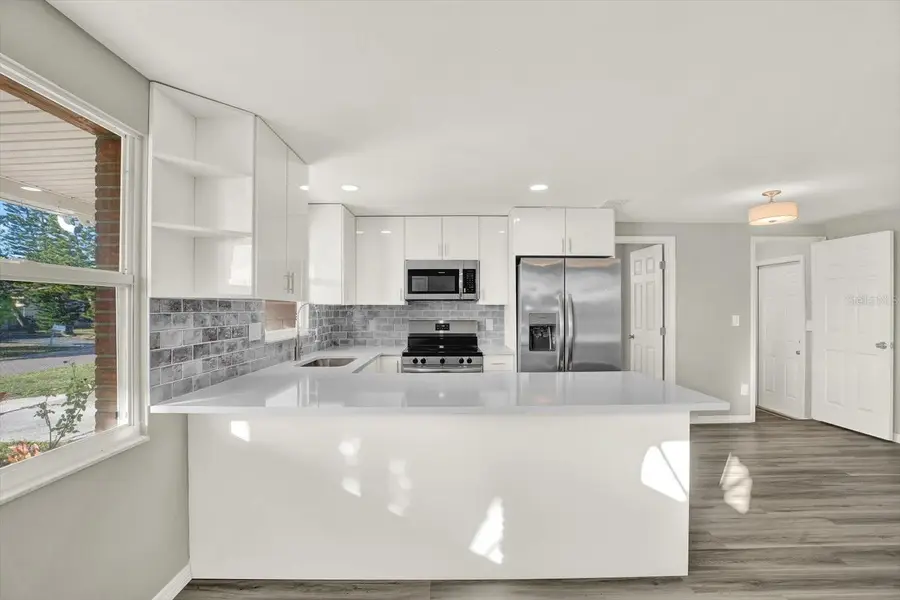 8391 76th Avenue, Seminole, FL 33777 - Image #2