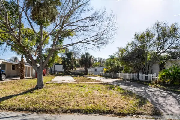 736 Driftwood Lane, TARPON SPRINGS, FL 34689