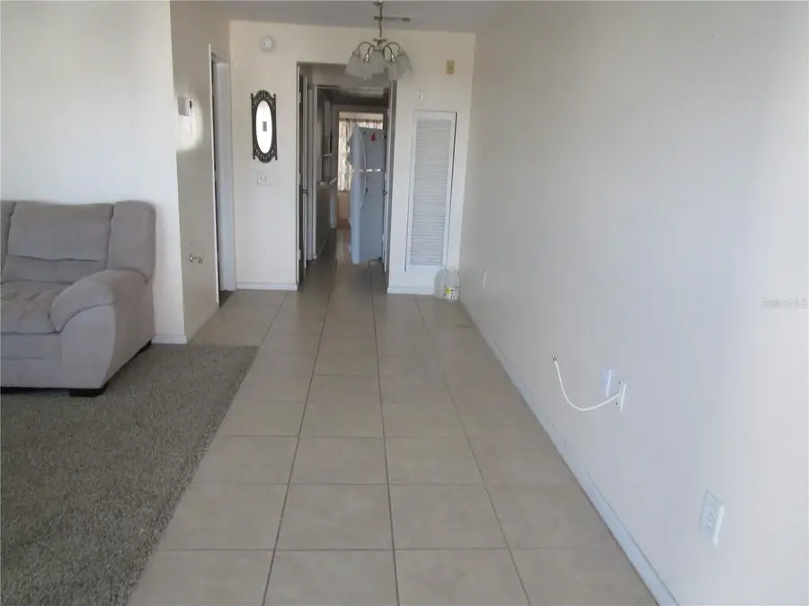 1900 58th Avenue N #22, Saint Petersburg, FL 33714 - Image #3