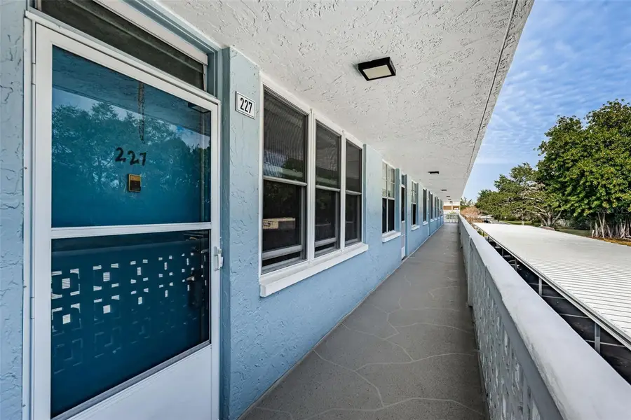 4880 Locust Street Ne #227, Saint Petersburg, FL 33703 - Image #2