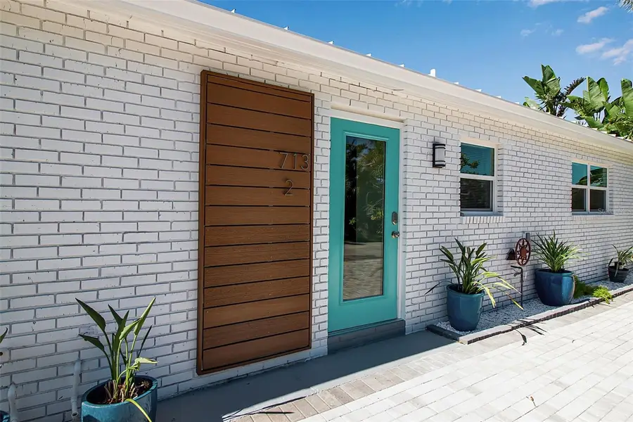 713 Saint Judes Drive S #2, Longboat Key, FL 34228 - Image #3