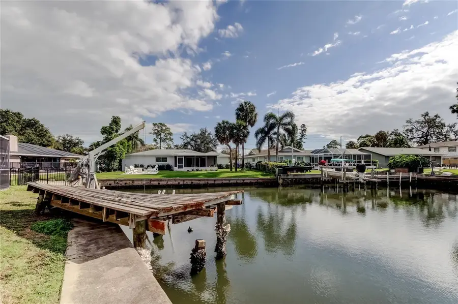 5116 Venetian Boulevard Ne, Saint Petersburg, FL 33703 - Image #3