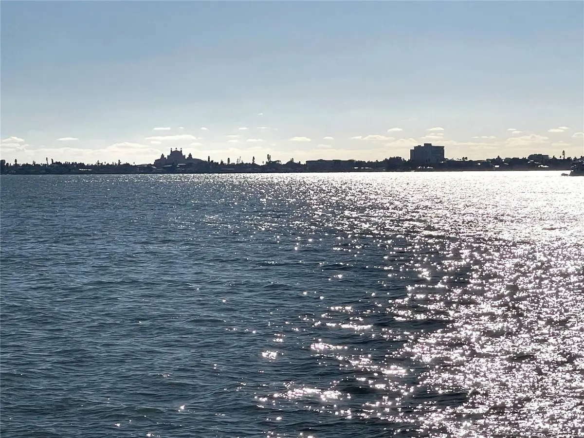 5980 Shore Boulevard S #111, Gulfport, FL 33707 - Image #1