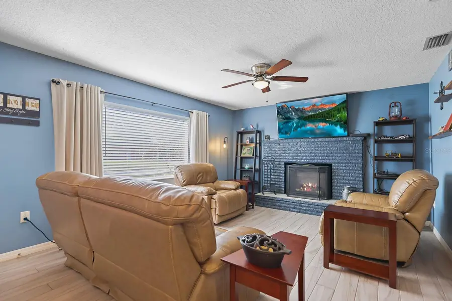 1001 Alpine Drive, Brandon, FL 33510 - Image #3