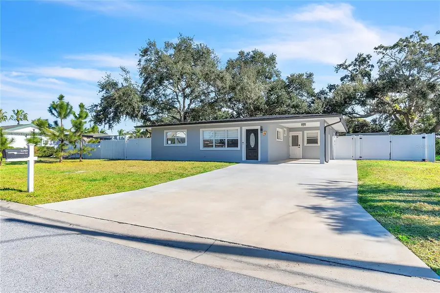 2049 Woodward Avenue, Dunedin, FL 34698 - Image #2