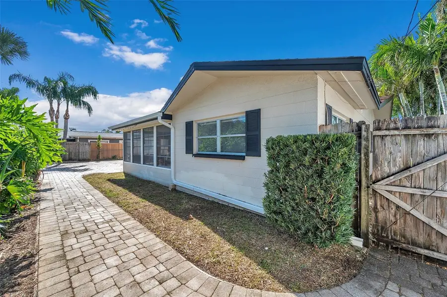 2825 60th Street N, Saint Petersburg, FL 33710 - Image #2