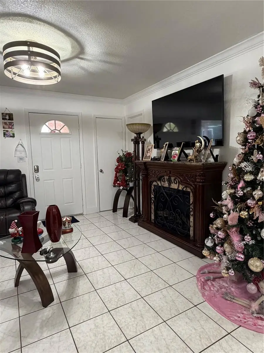 4627 Byerle Circle, Tampa, FL 33634 - Image #3