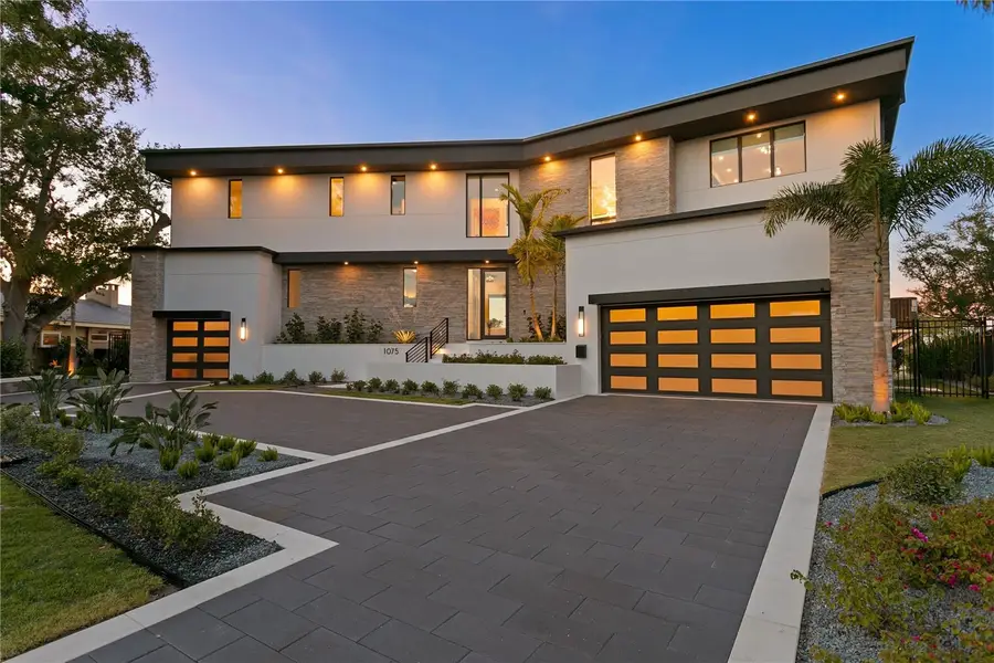 1075 31st Terrace Ne, Saint Petersburg, FL 33704 - Image #2