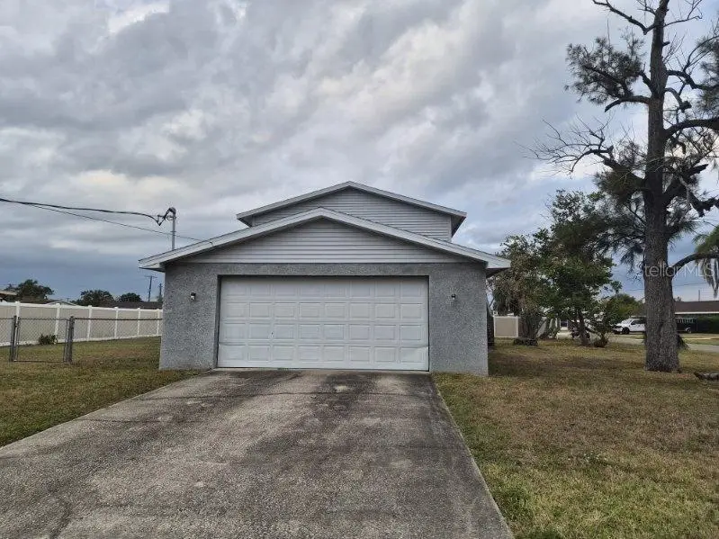 6306 Florida Circle E, Apollo Beach, FL 33572 - Image #2