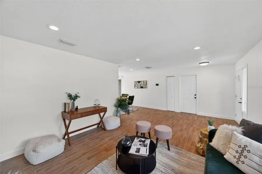 3733 Coppertree Circle, Brandon, FL 33511 - Image #3