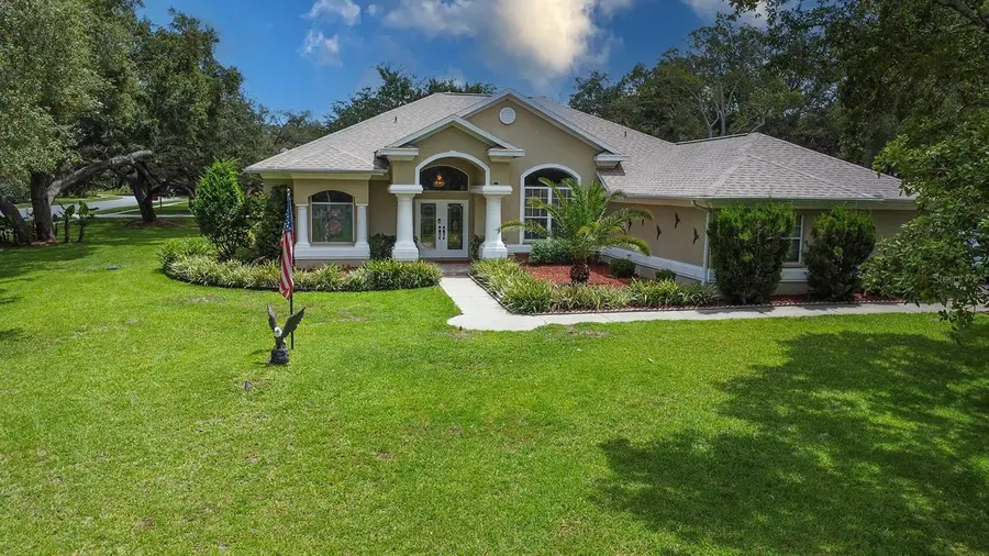 13807 Eagles Rock Court, Hudson, FL 34667 - Image #2