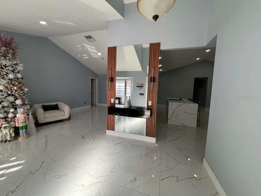 1003 Clearcreek Drive, Tampa, FL 33613 - Image #2