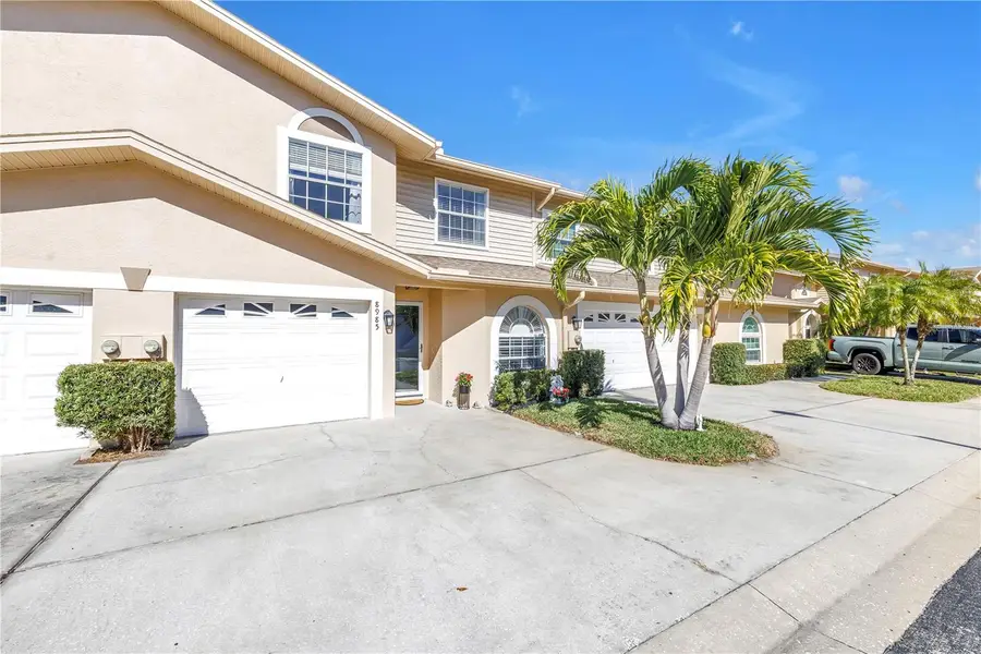 8985 Antigua Drive, Seminole, FL 33777 - Image #3