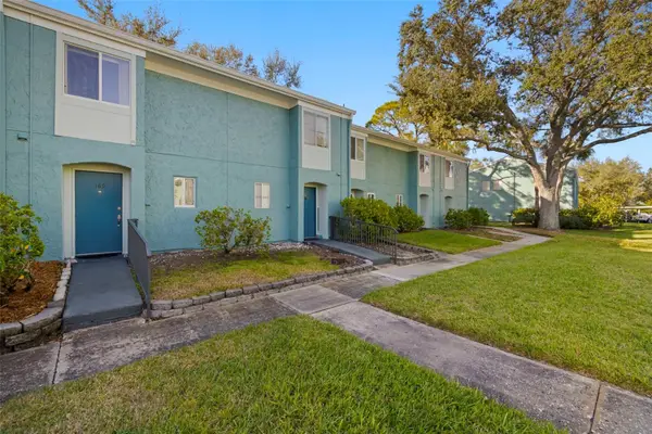 169 114th Avenue N #169, ST PETERSBURG, FL 33716