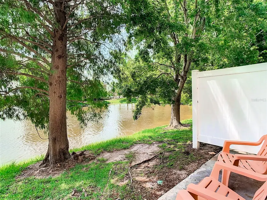 4907 White Sanderling Court, Tampa, FL 33619 - Image #2