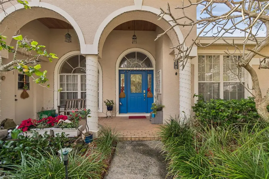 928 Oakview Road, Tarpon Springs, FL 34689 - Image #2