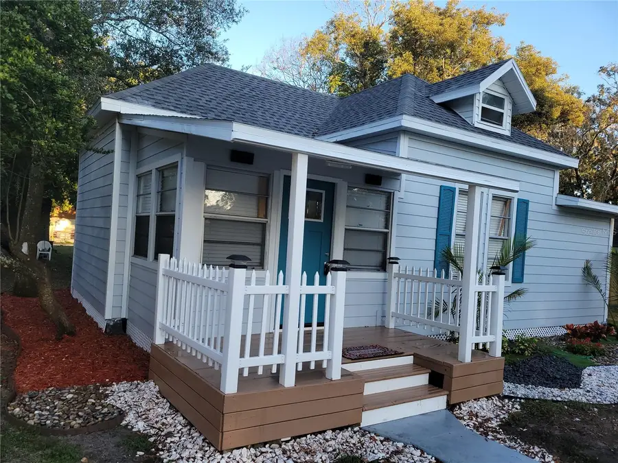 5548 11th Street, Zephyrhills, FL 33542 - #2