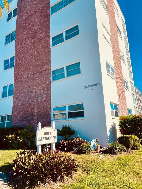 5501 80th Street N #206, ST PETERSBURG, FL 33709