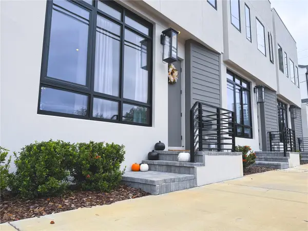 233 8th Street N, ST PETERSBURG, FL 33701