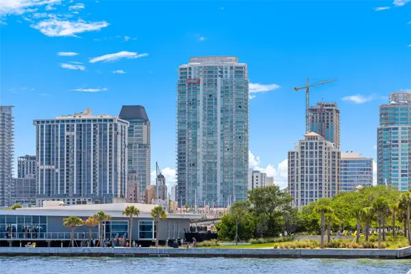 100 1st Avenue N #3902, ST PETERSBURG, FL 33701