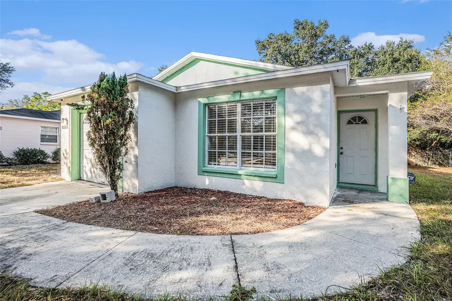 8512 Lazy River Drive, Tampa, FL 33617 - Image #3