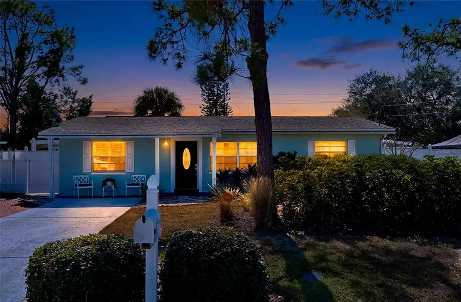 3306 W Wallace Avenue, Tampa, FL 33611 - Image #2