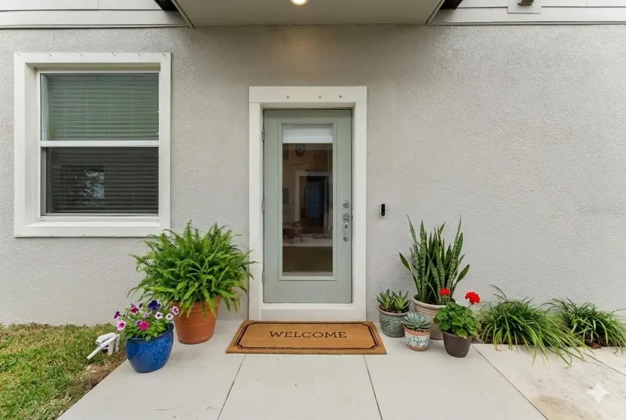 31329 Amberview Bend, Wesley Chapel, FL 33545 - Image #2