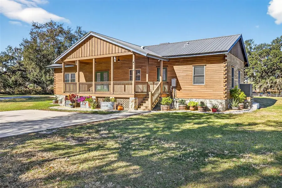 6750 Sutton Oaks Lane, Zephyrhills, FL 33541 - Image #3