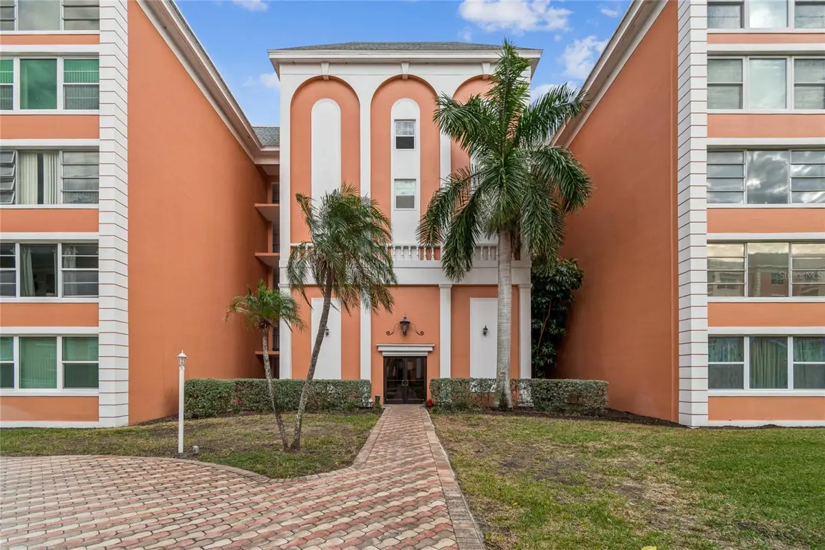 6800 20th Avenue N #107, Saint Petersburg, FL 33710 - Image #1