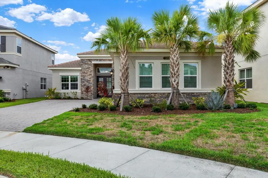 32179 Logan Elm Terrace, Wesley Chapel, FL 33543 - Image #3