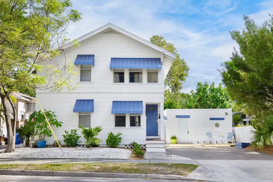 1043 7th Avenue N, Saint Petersburg, FL 33705 - Image #2