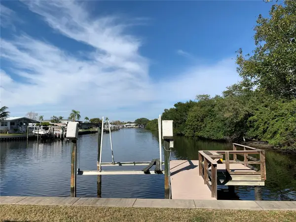 383 Mount Richmond Avenue Ne #339, ST PETERSBURG, FL 33702