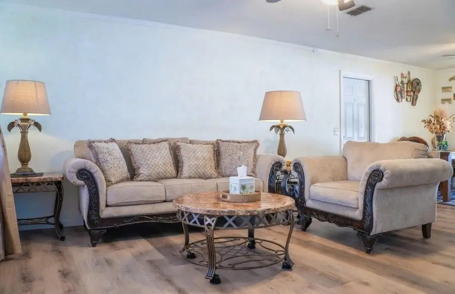 27197 Simona Avenue, Brooksville, FL 34602 - Image #2