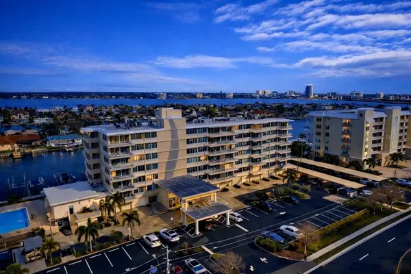 223 Island Way #5E, CLEARWATER BEACH, FL 33767