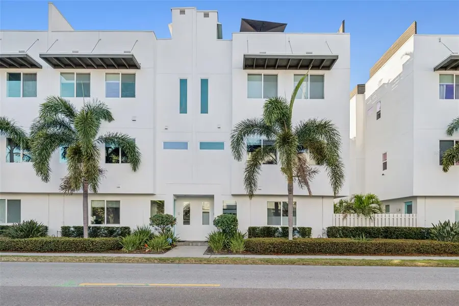 3100 W Paul Avenue #10, Tampa, FL 33611 - Image #2