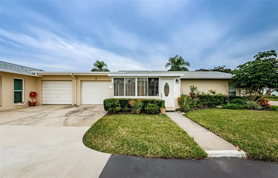 2739 Sherbrooke Lane #B, Palm Harbor, FL 34684 - Image #2