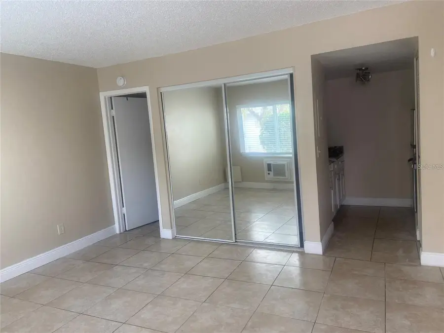 4133 Dolphin Drive #4133, Tampa, FL 33617 - Image #3