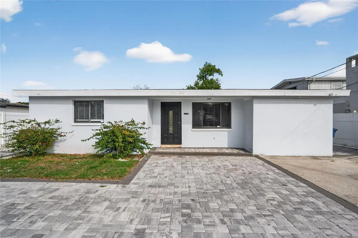 2304 E 111th Avenue, Tampa, FL 33612 - Image #1